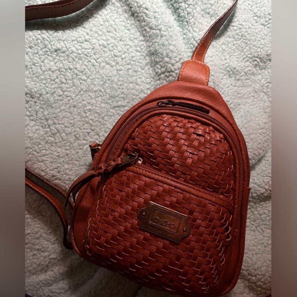 BOC sling bag
